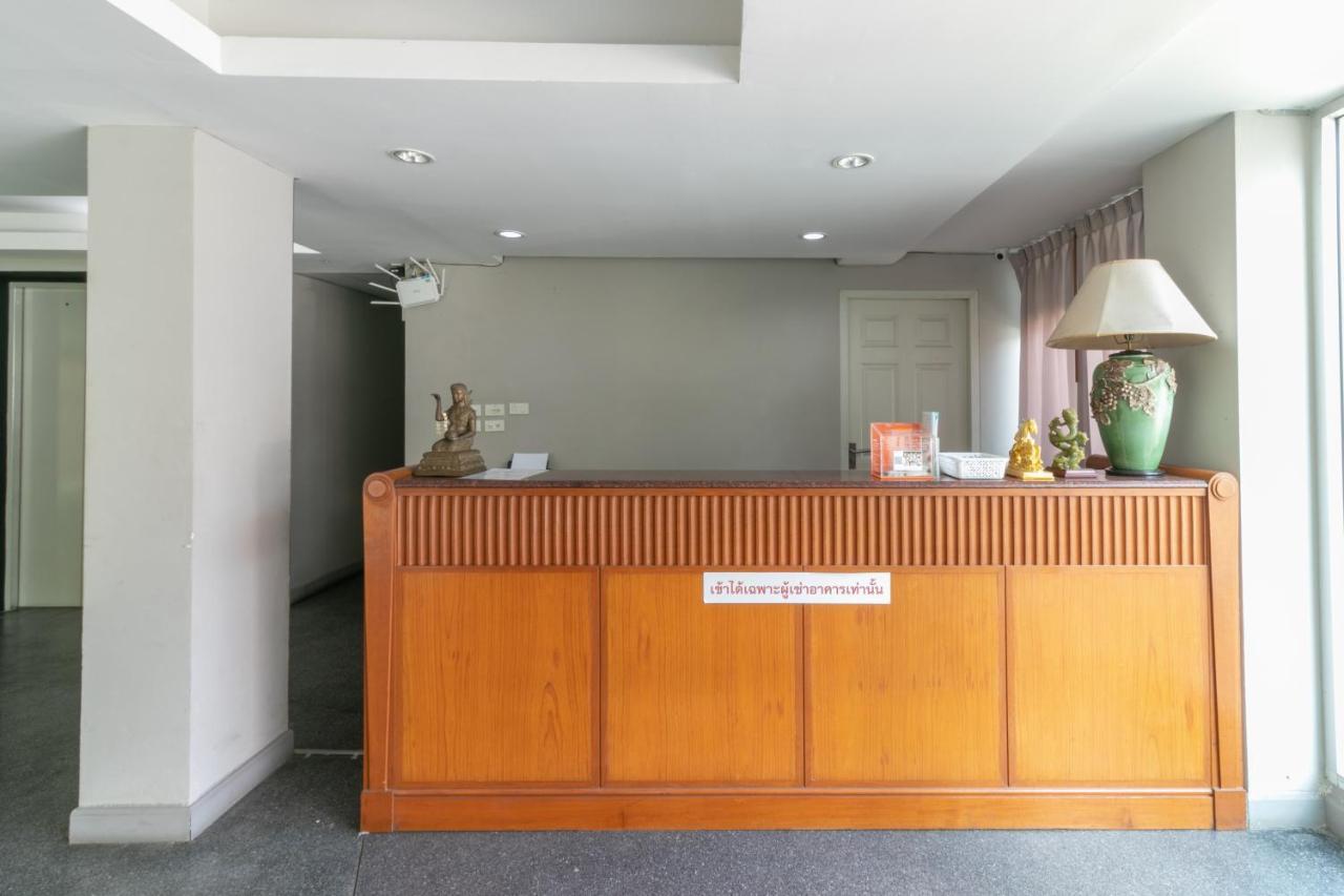 Resortel Lat Phrao 91 Bangkok Exterior photo